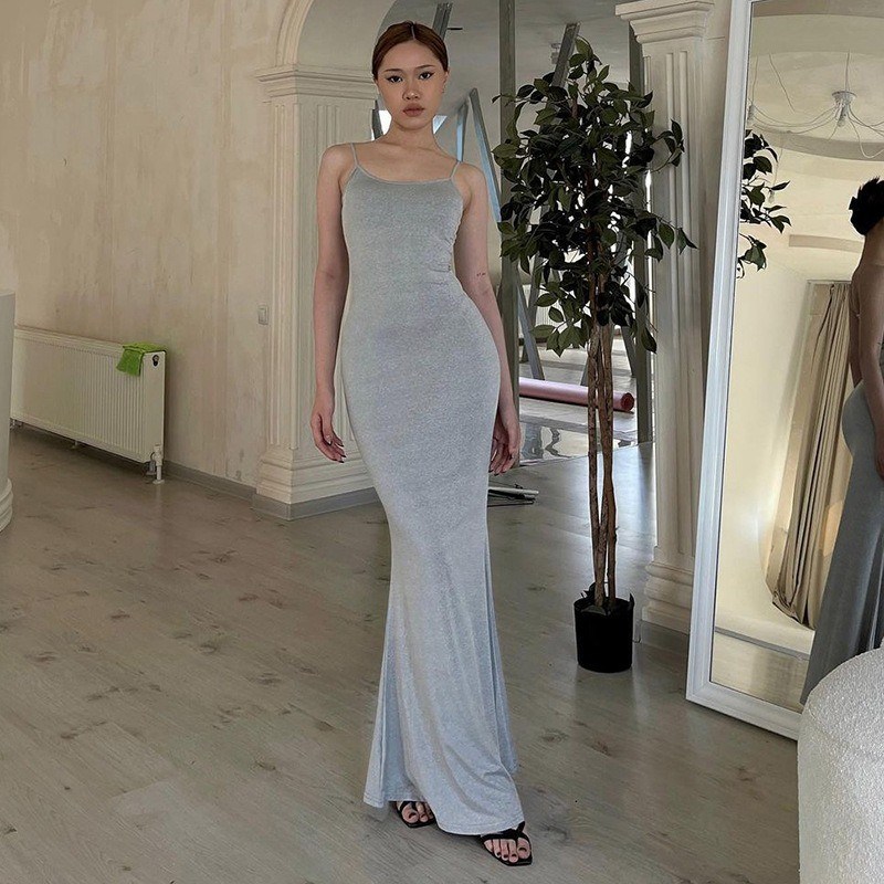 यूरोपीय और अमेरिकी शैली महिला ग्रीष्मकालीन नई सेक्सी एक पंक्ति कॉलर तितली जलने पैटर्न कमर स्लिमिंग हेल्टर पोशाक